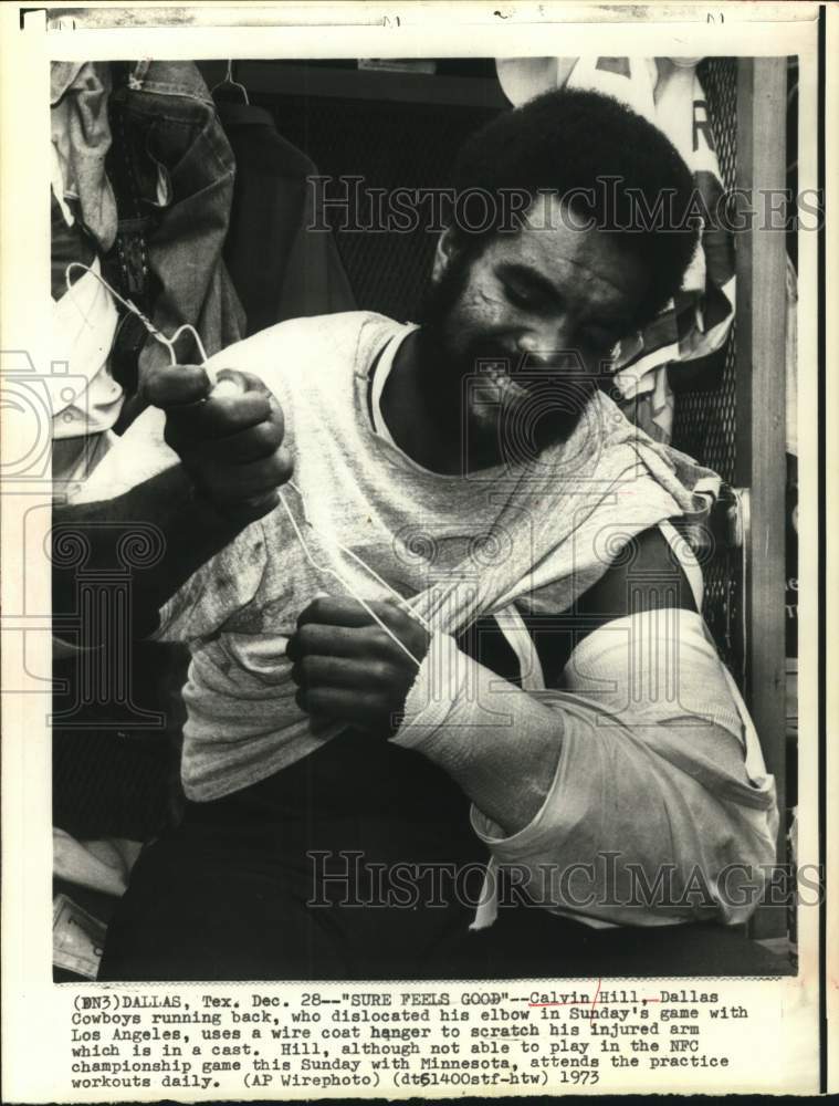 1973 Press Photo Injured Dallas Cowboys football player Calvin Hill - hps20318- Historic Images