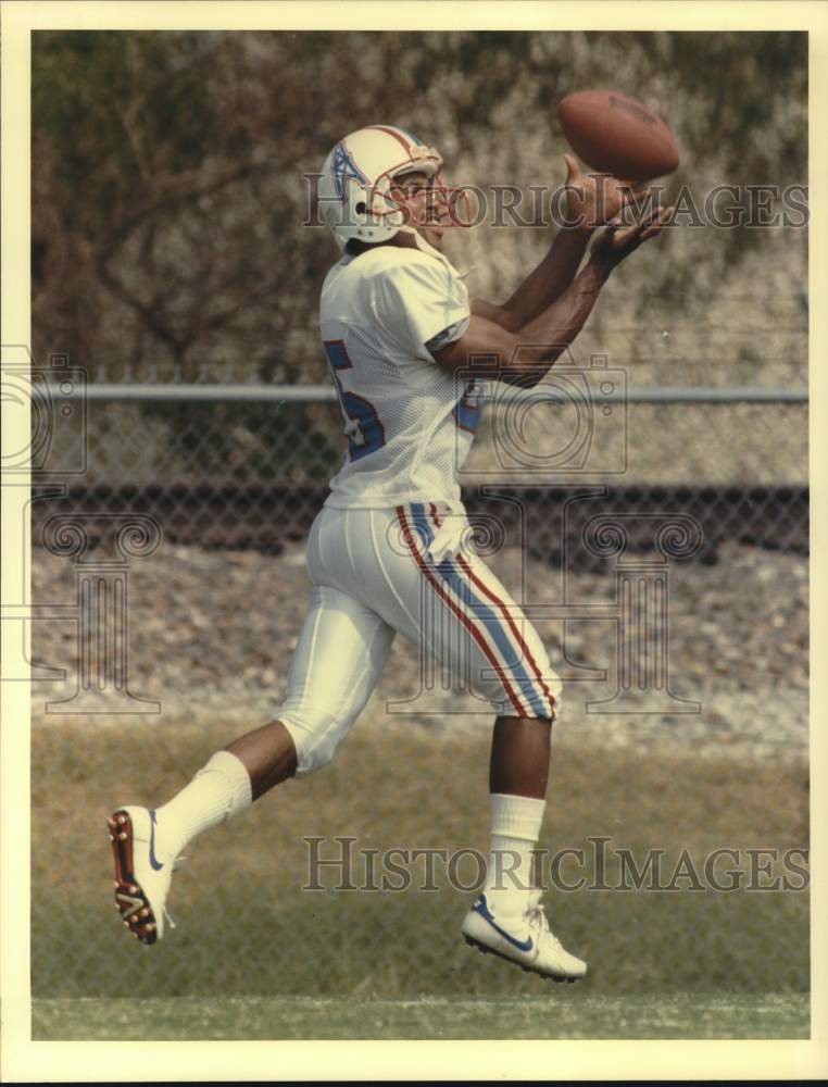 1989 Press Photo Houston Oilers Football Player Drew Hill Catches Pass- Historic Images