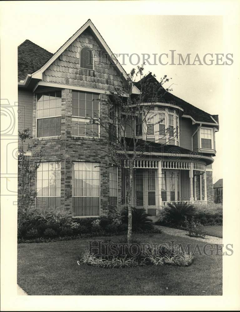 1984 Press Photo Home of track star Carl Lewis - hps20805- Historic Images