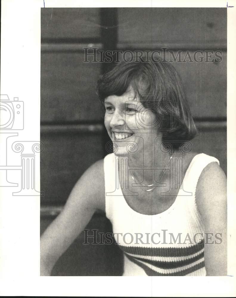 1977 Press Photo Cypress-Fairbanks High tennis coach Toni Lawrence - hps21363- Historic Images