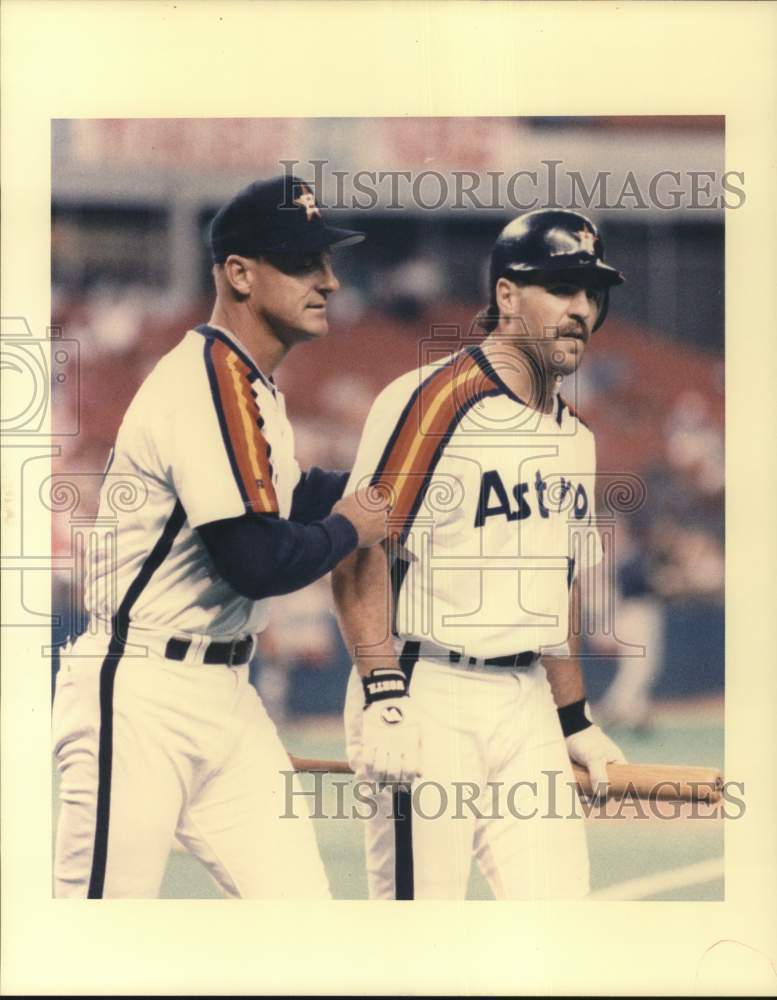 Press Photo Pete Incaviglia of the Houston Astros with baseball teammate in game- Historic Images