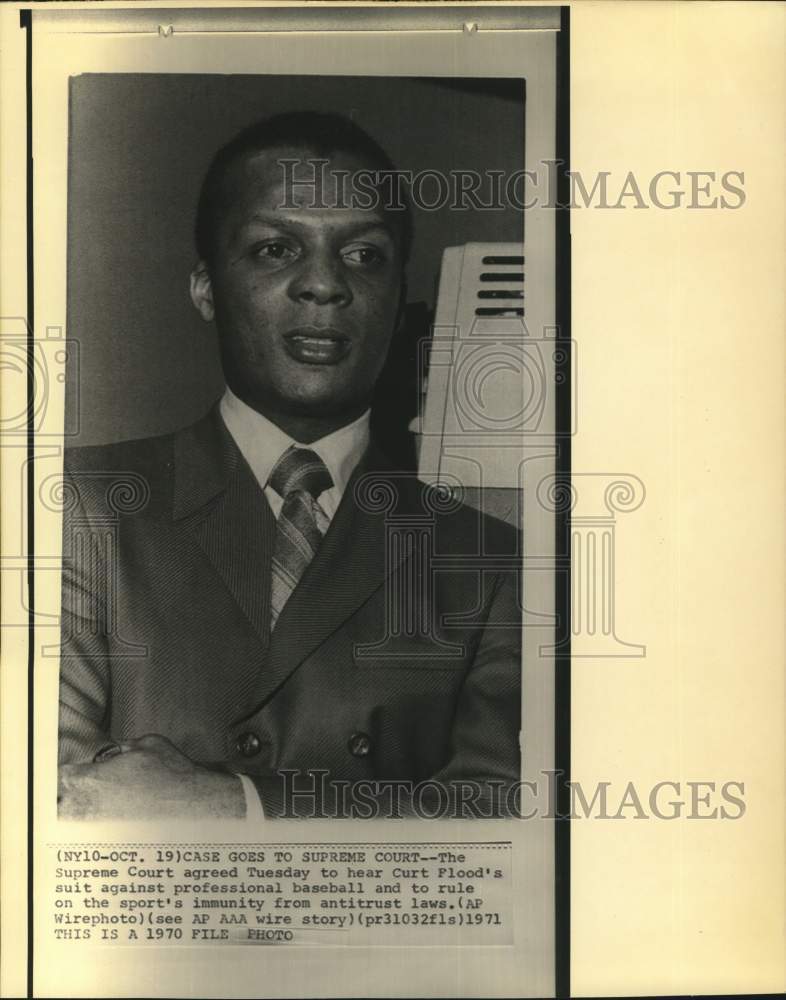 1970 Press Photo Baseball player Curt Flood - hps22070- Historic Images