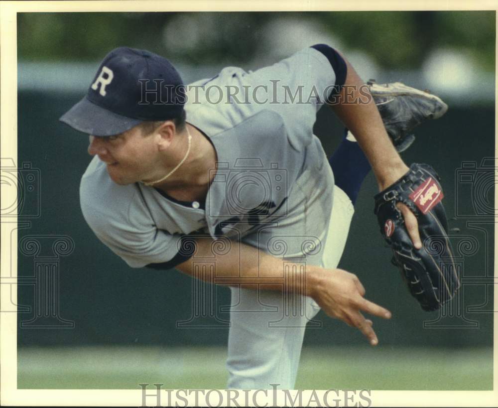 1990 Press Photo Rice baseball pitcher Rob Howard during win over Houston- Historic Images