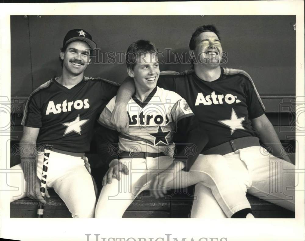 1986 Press Photo Houston Astros Dicky Thon, Rickey Floyd &amp; Charlie Kerfeld- Historic Images
