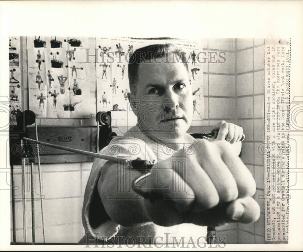 1961 Press Photo Milwaukee Braves Baseball Player Del Crandall Works Out- Historic Images