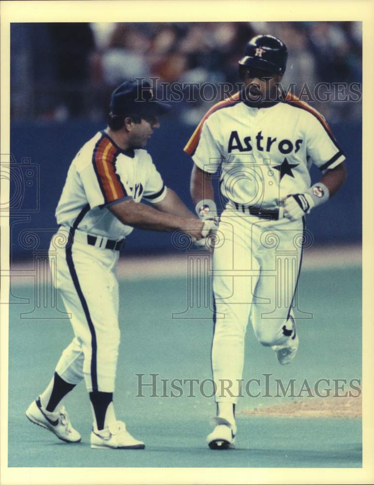 1989 Press Photo Houston Astros Baseball Player Eric Anthony, Coach Matt Galante- Historic Images