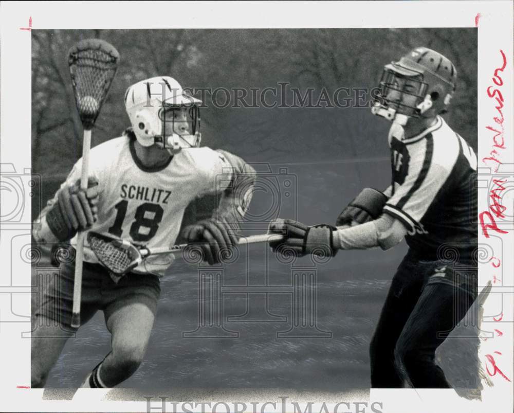 1981 Press Photo Pete Marin and Steve Steger in lacrosse game action.- Historic Images