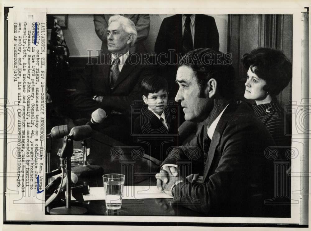 1971 Press Photo Lt. Governor candidate Wayne Connally and family in Austin, TX.- Historic Images