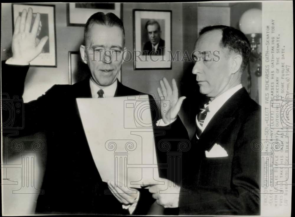 1947 Press Photo Senator-elect Irving M. Ives rehearses oath-taking, Washington- Historic Images