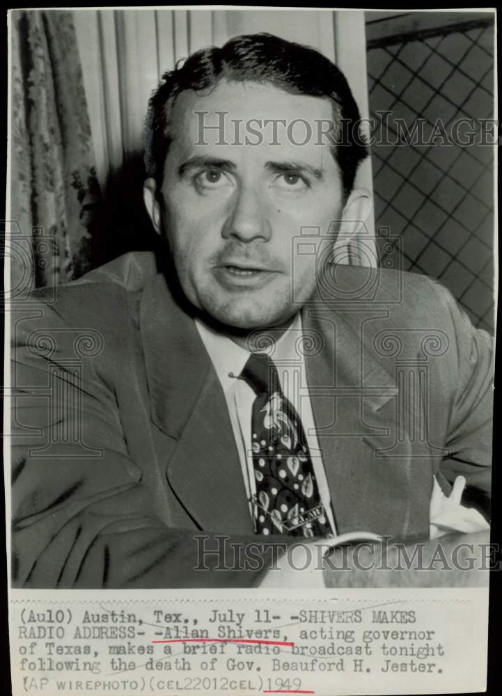 1949 Press Photo Texas Acting Governor Allan Shivers makes radio broadcast- Historic Images