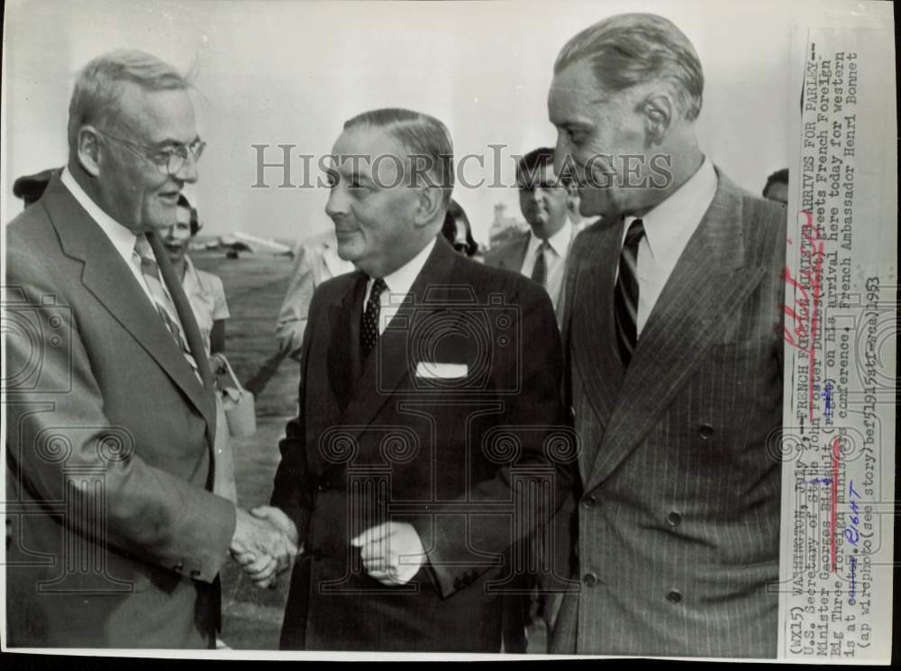 1953 Press Photo John Foster Dulles greets Georges Bidault in Washington.- Historic Images