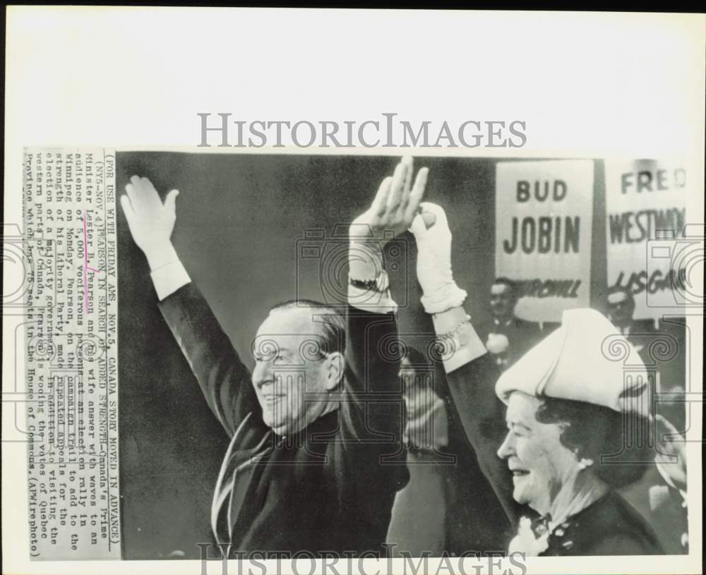 1965 Press Photo Lester Pearson and wife wave to Winnipeg rally audience.- Historic Images