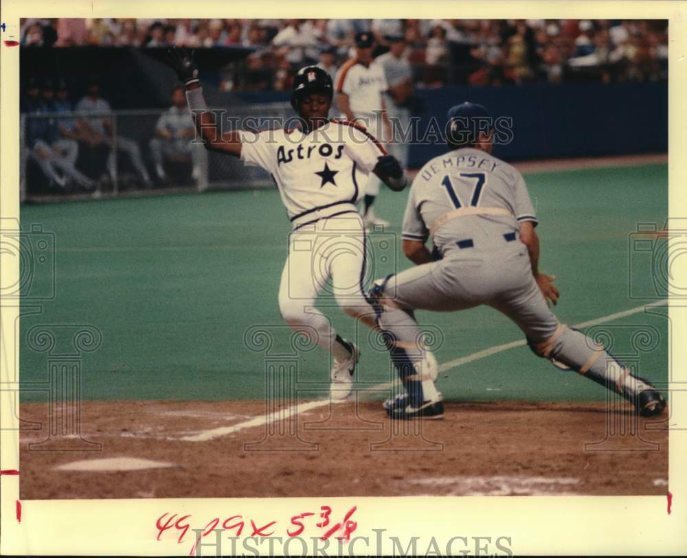 1988 Press Photo Houston Astros Baseball Player Herald Young and Rick Dempsey- Historic Images