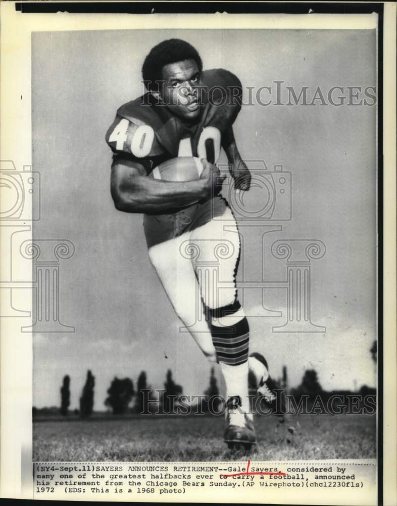 1968 Press Photo Gale Sayers, Chicago Bears Football Halfback - hpx00669- Historic Images