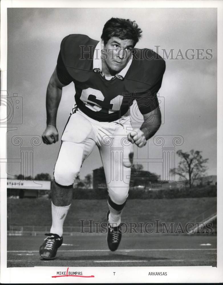 1970 Press Photo Mike Bumpas, Arkansas Football Tackle - hpx00697- Historic Images