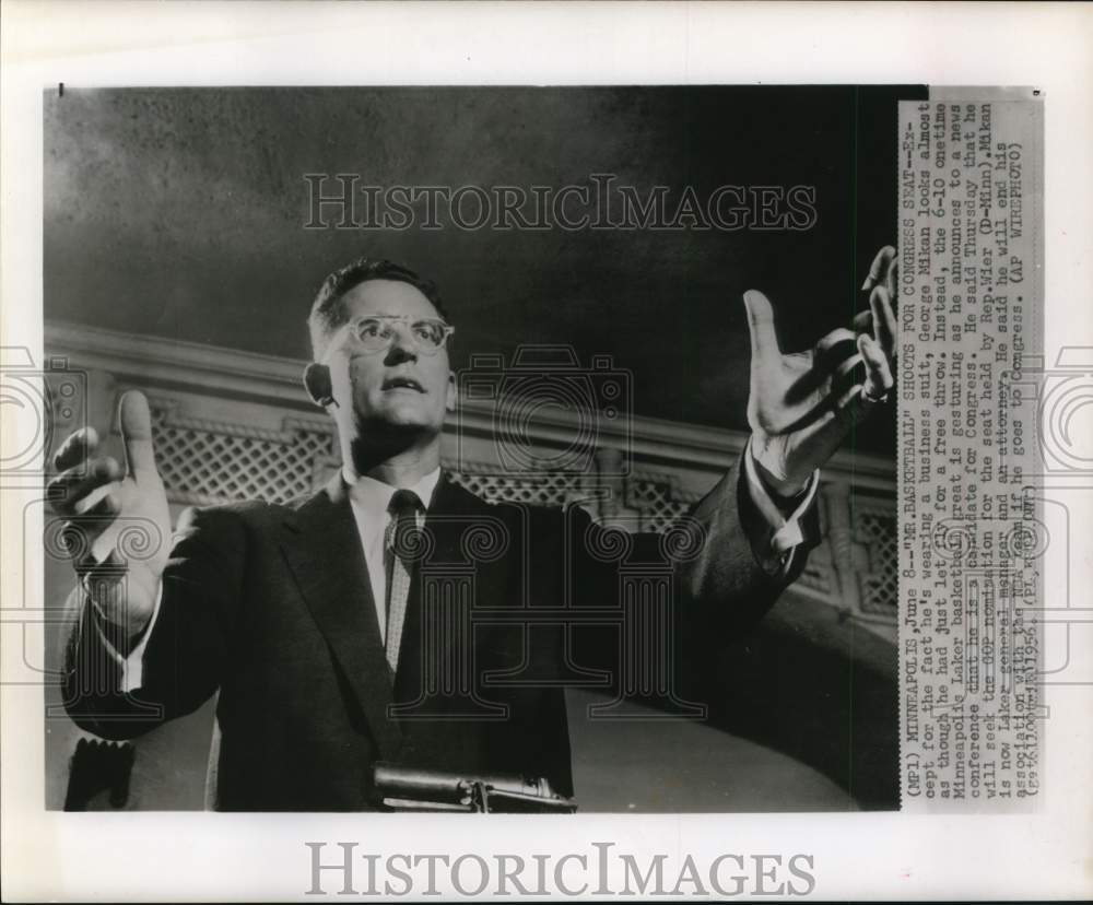 1956 Press Photo George Mikan, Minneapolis Laker Basketball at Conference- Historic Images