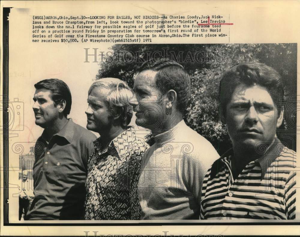 1971 Press Photo Golfers at World Series of Golf at Firestone Country Club- Historic Images