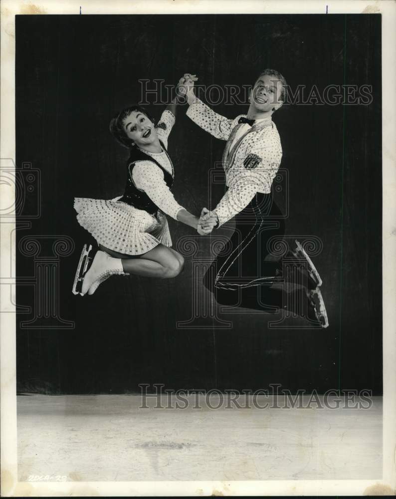 1960 Press Photo Helga Neff and Peter Voss, Ice Capades Skaters from Dutchland- Historic Images