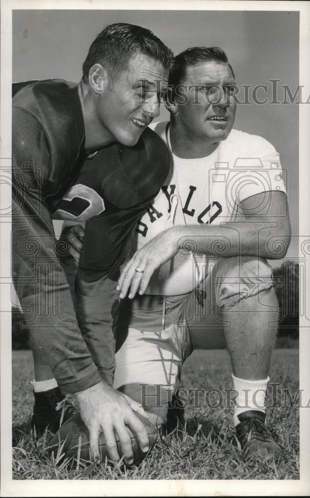 1958 Press Photo Baylor Football "Bulldog" Turner with Jim Taylor, Player- Historic Images