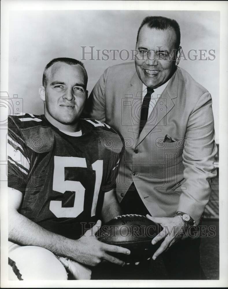 1965 Press Photo Tulane Football Tommy O&#39;Boyle &amp; Captain Jim Besselman- Historic Images