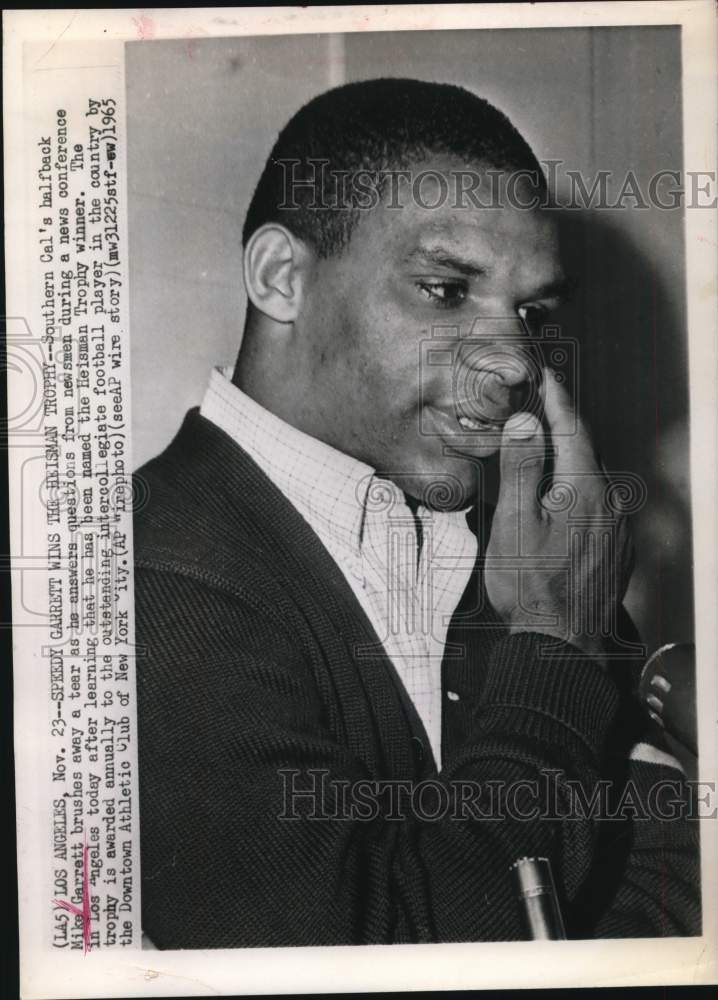 1965 Press Photo Mike Garrett, Southern California Footballer awarded Heisman- Historic Images