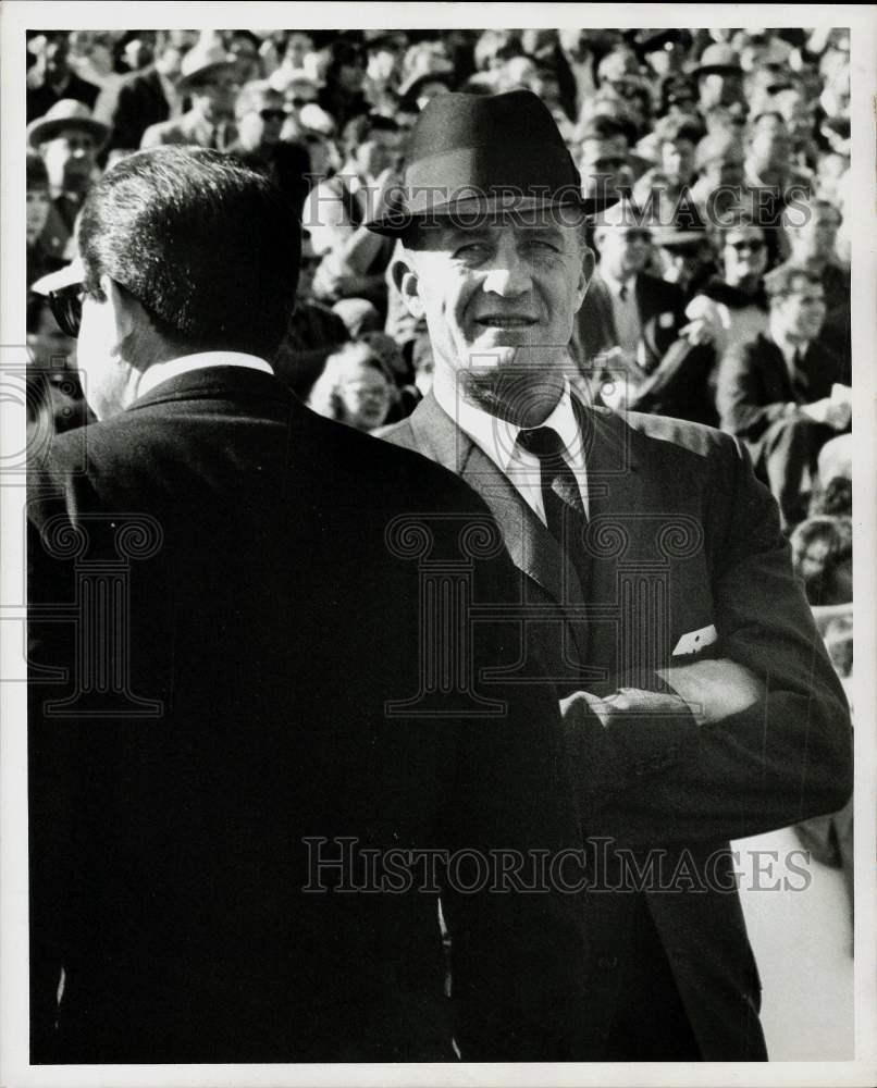 1966 Press Photo American football coach, Hugh &quot;Bones&quot; Taylor - hpx03429- Historic Images