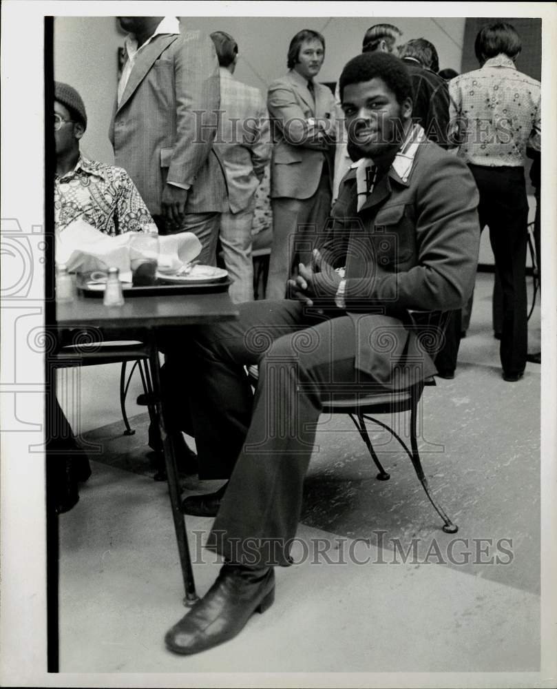 1975 Press Photo Cornelius Walker, Rice University football player - hpx03771- Historic Images