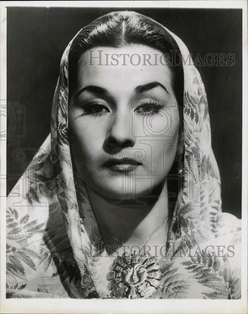 Press Photo Peruvian singer Yma Sumac - hpx04010- Historic Images