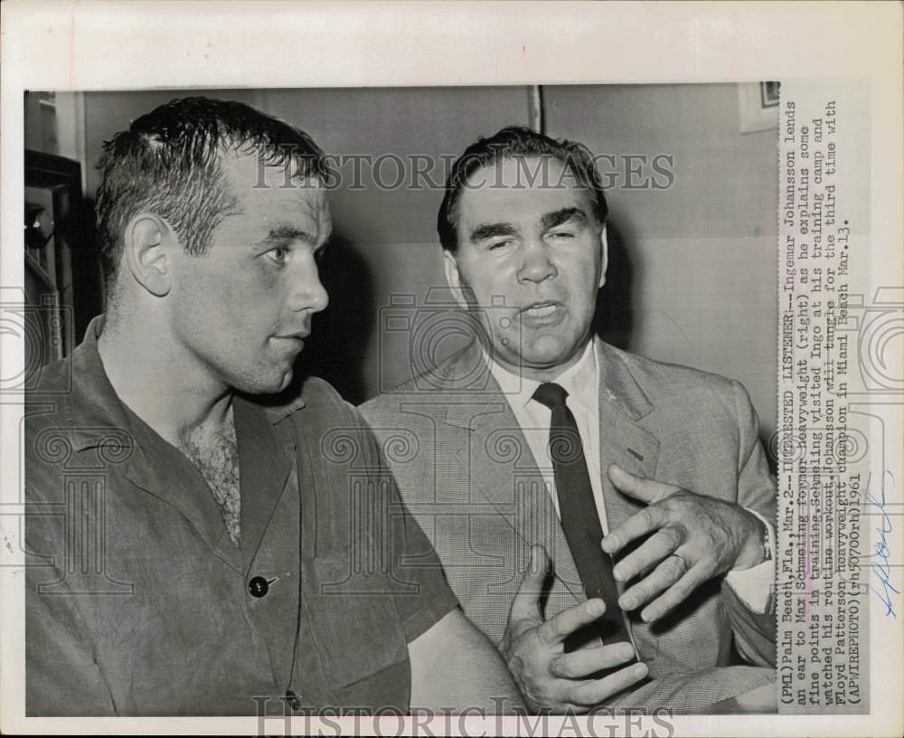 1961 Press Photo Boxers Ingemar Johansson and Max Schmeling chat in Florida- Historic Images