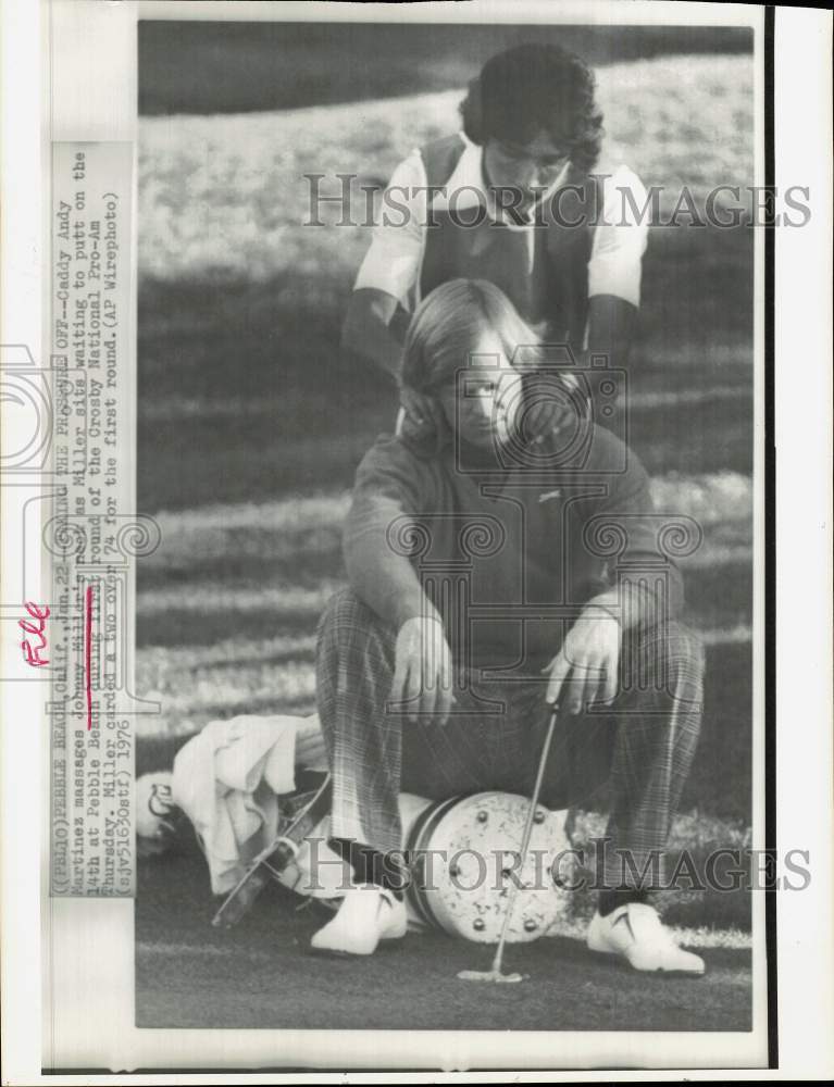 1976 Press Photo Johnny Miller gets a massage at Crosby Pro-am golf tournament- Historic Images