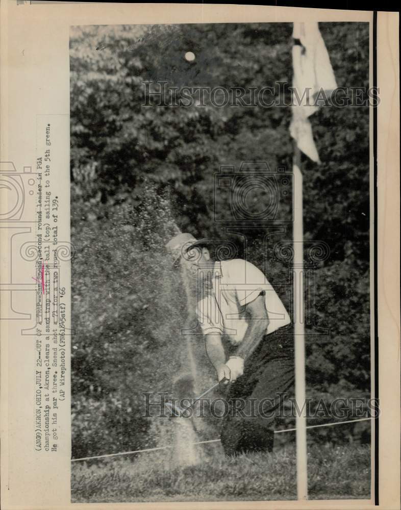 1966 Press Photo Golfer Sam Snead during the PGA championship in Akron, Ohio- Historic Images