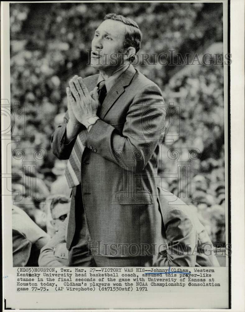 1971 Press Photo Kentucky Johnny Oldham on sidelines of Houston game- Historic Images