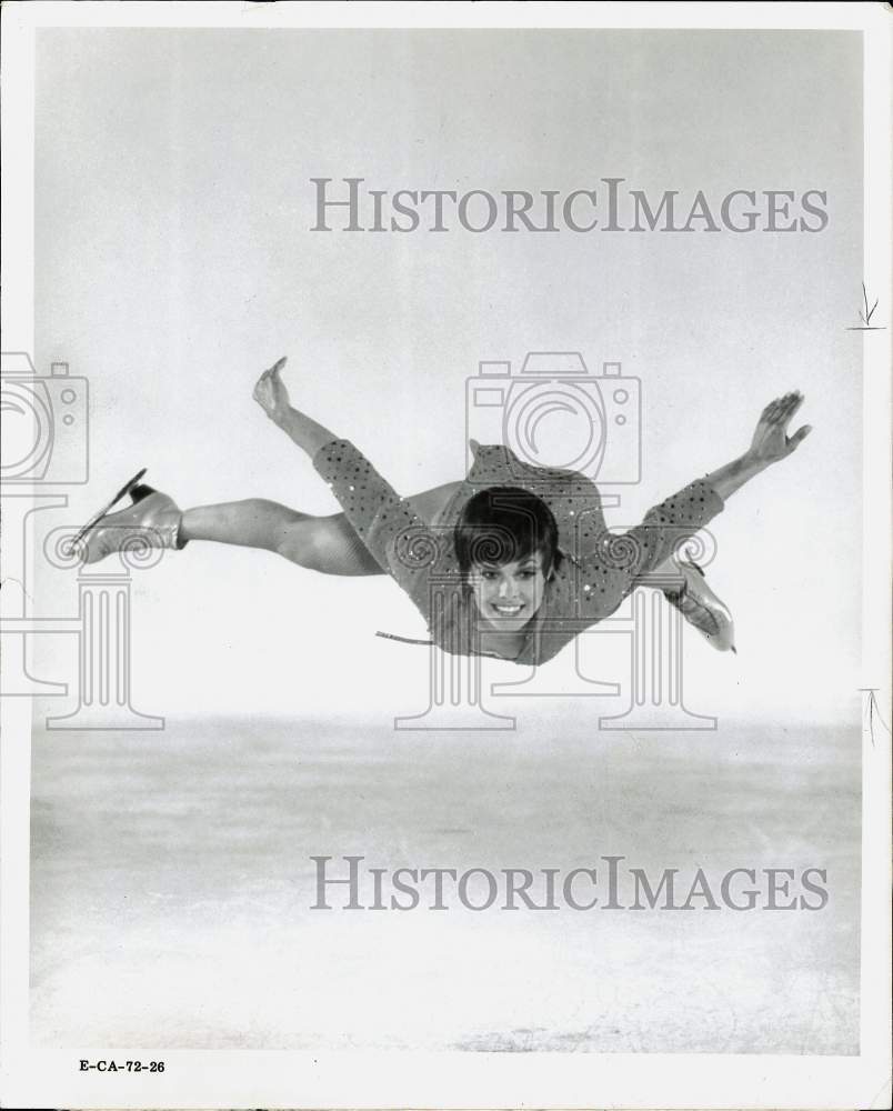 1971 Press Photo Skater Anna Galmarini jumps at Ice Capades show - hpx06118- Historic Images