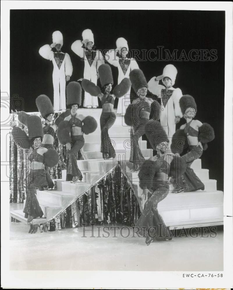 Press Photo Performers of Ice Capades&#39; show-stopping finale, &quot;I Love A Parade&quot;- Historic Images