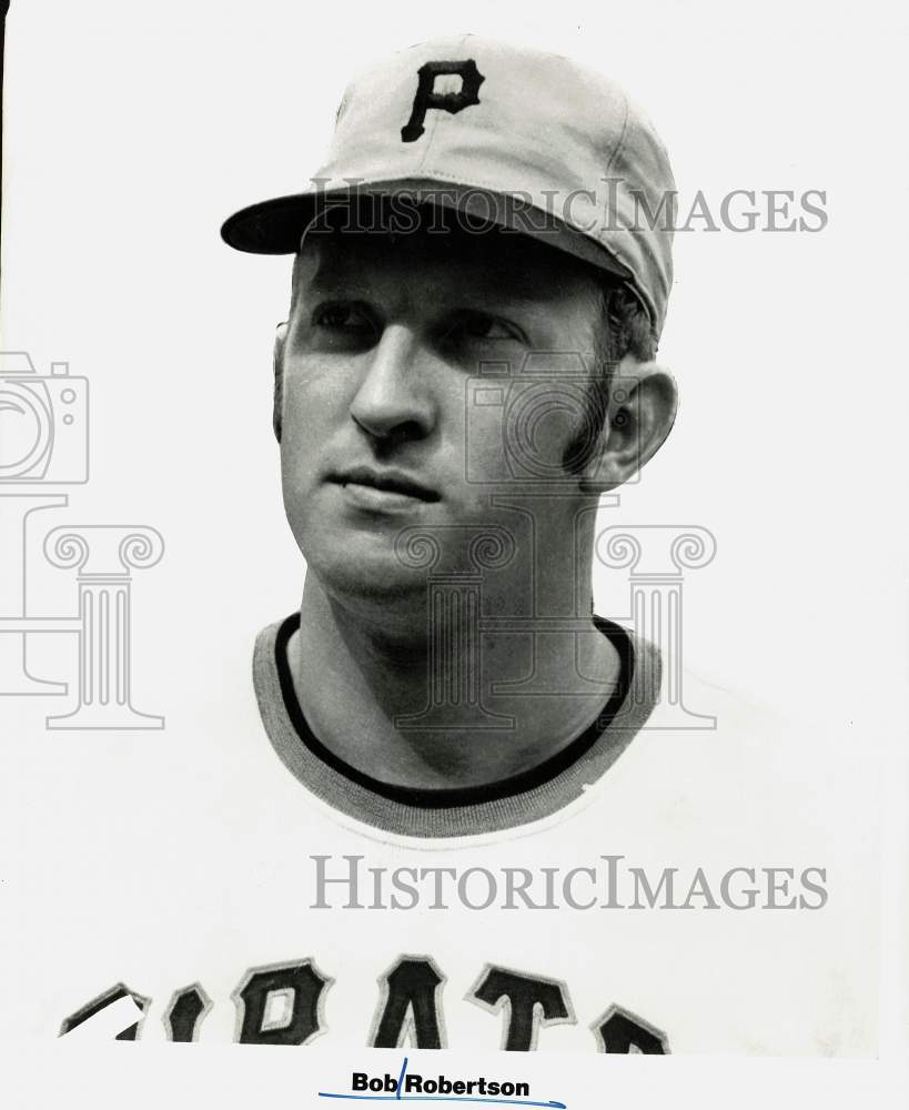 Press Photo Philadelphia Pirates baseball 1st baseman, Bob Roberts - hpx06918- Historic Images