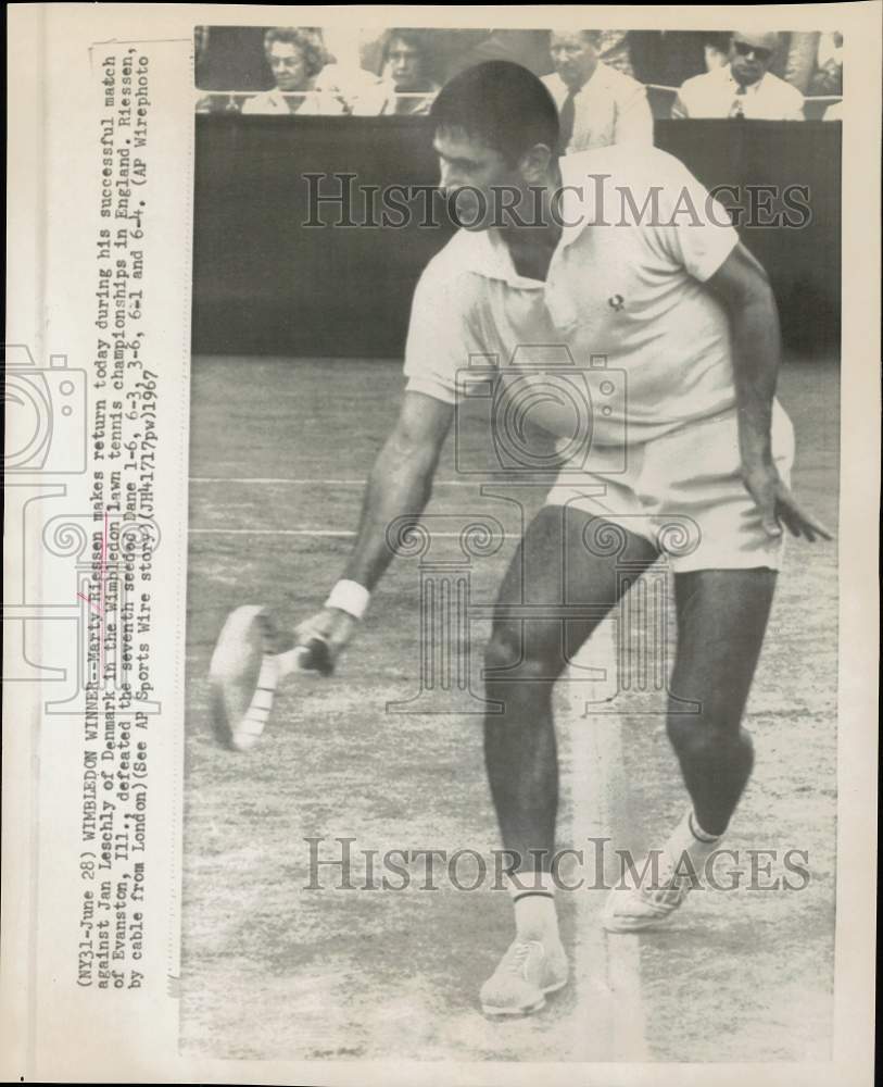 1967 Press Photo Marty Riessen wins in Wimbledon lawn tennis championships- Historic Images