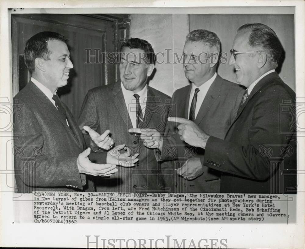 1962 Press Photo Baseball club managers chat during meeting in New York- Historic Images