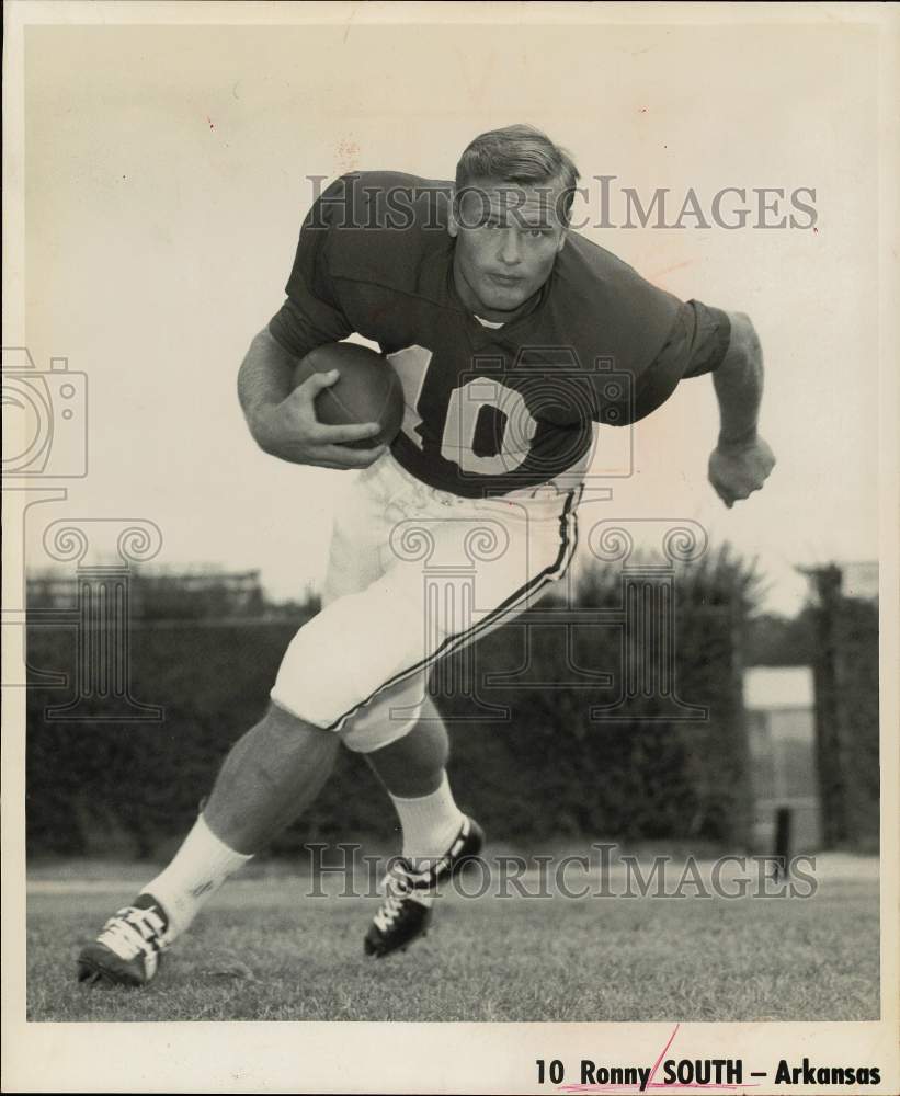 1967 Press Photo Arkansas football player, Ronny South - hpx07484- Historic Images