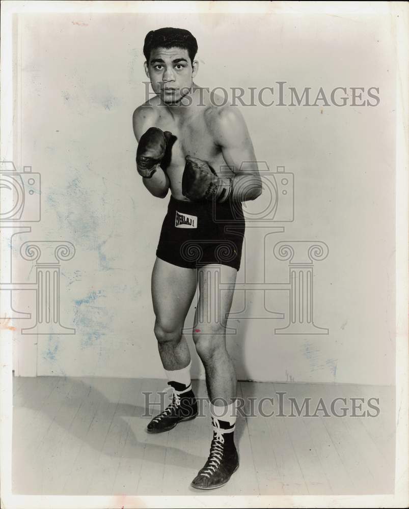 1964 Press Photo Boxer Manuel &quot;Manny&quot; Gonzalez - hpx07709- Historic Images