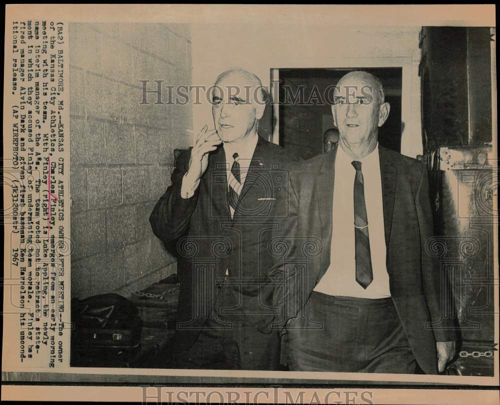 1967 Press Photo KC Athletics baseball owner, Charles Finley, Luke Appling in MD- Historic Images