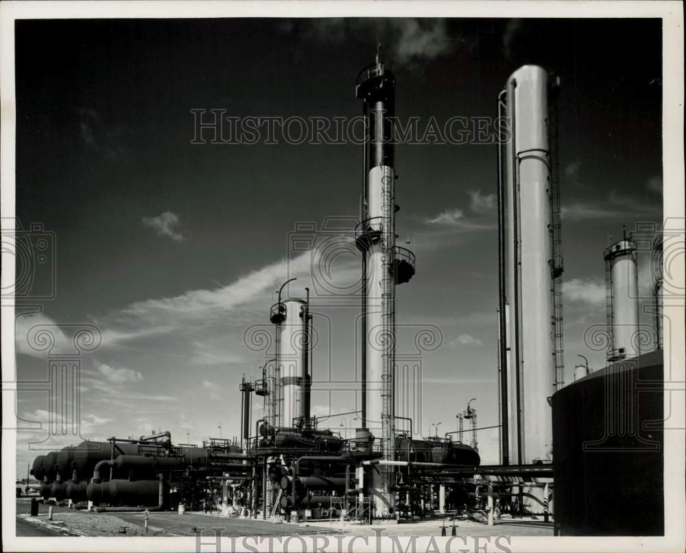 1957 Press Photo Alkylation Unit at Texas Butadiene and Chemical Corporation- Historic Images