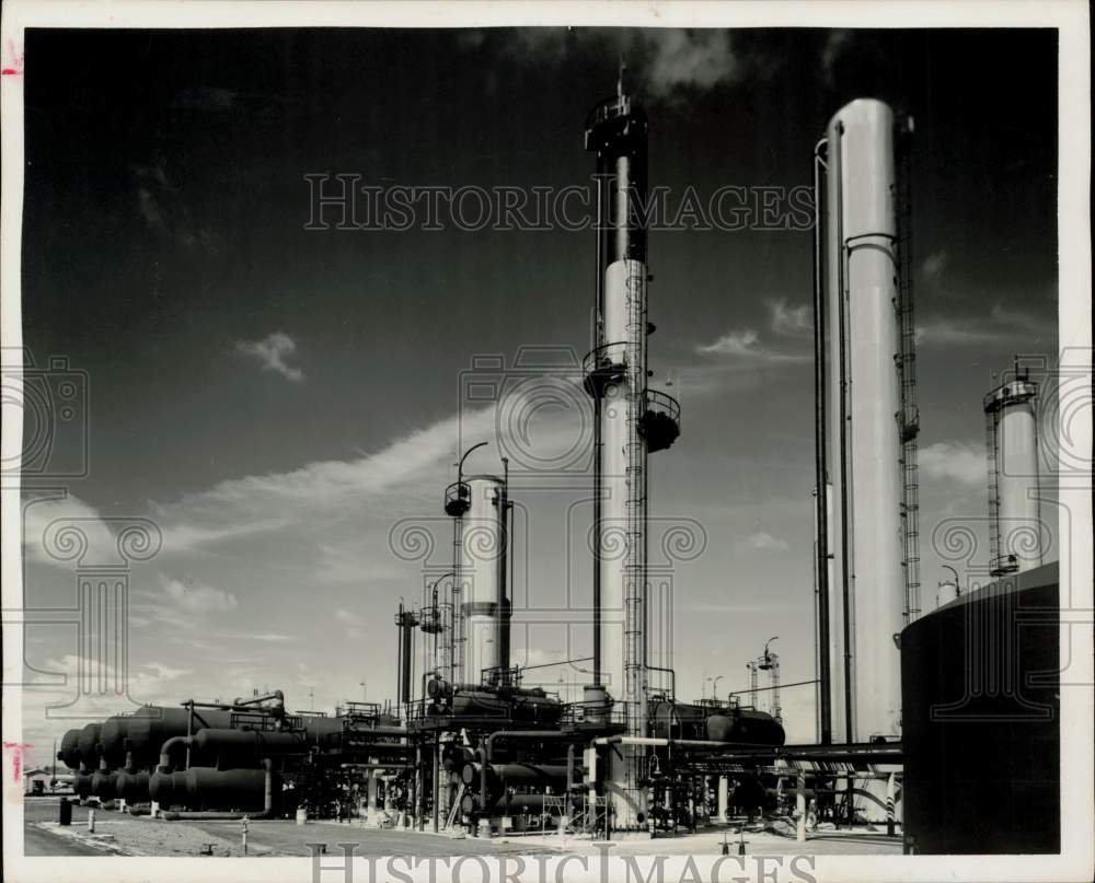 1957 Press Photo Alkylation Unit at Texas Butadiene and Chemical Corporation- Historic Images