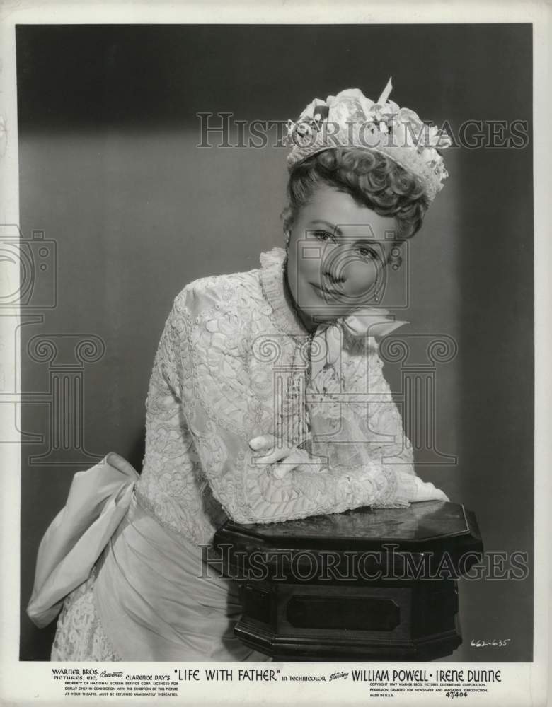 1947 Press Photo Irene Dunne stars in Warner Bros.&#39; &quot;Life With Father.&quot;- Historic Images