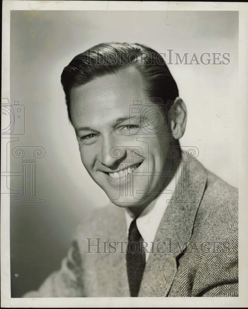 1957 Press Photo William Holden, movie star - hpx16761- Historic Images