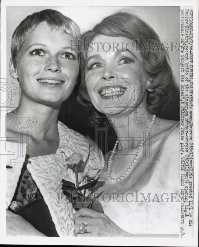 1966 Press Photo Maureen O&#39;Sullivan greets daughter Mia at California theater- Historic Images