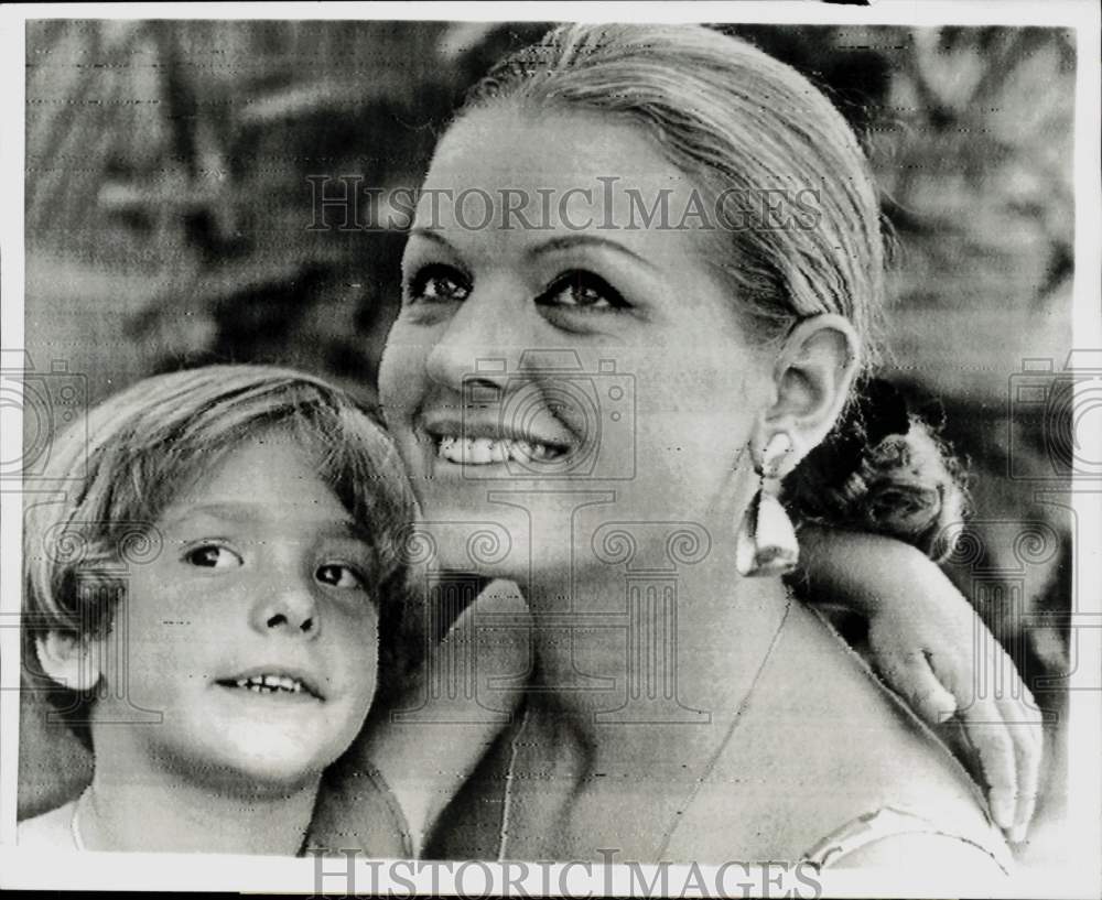 1967 Press Photo Erika Mattsfeld, fiancee of Governor Claude Kirk, Brazil- Historic Images