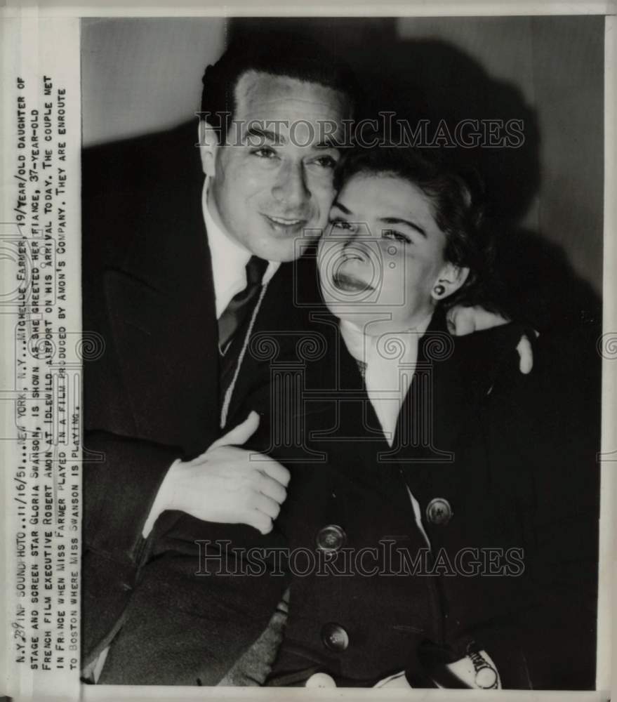 1951 Press Photo Actress Michelle Farmer/French Fiance Robert Amon at NY Airport- Historic Images