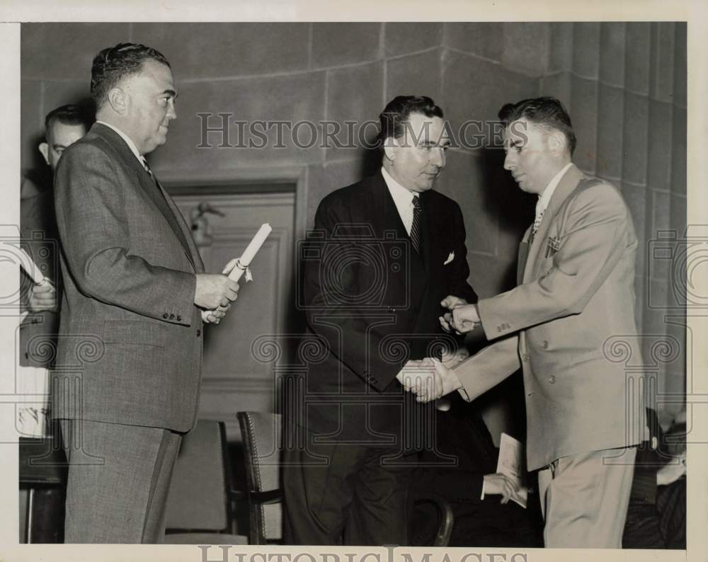 1949 Press Photo Director J. Edgar Hoover at graduation at FBI National Academy- Historic Images