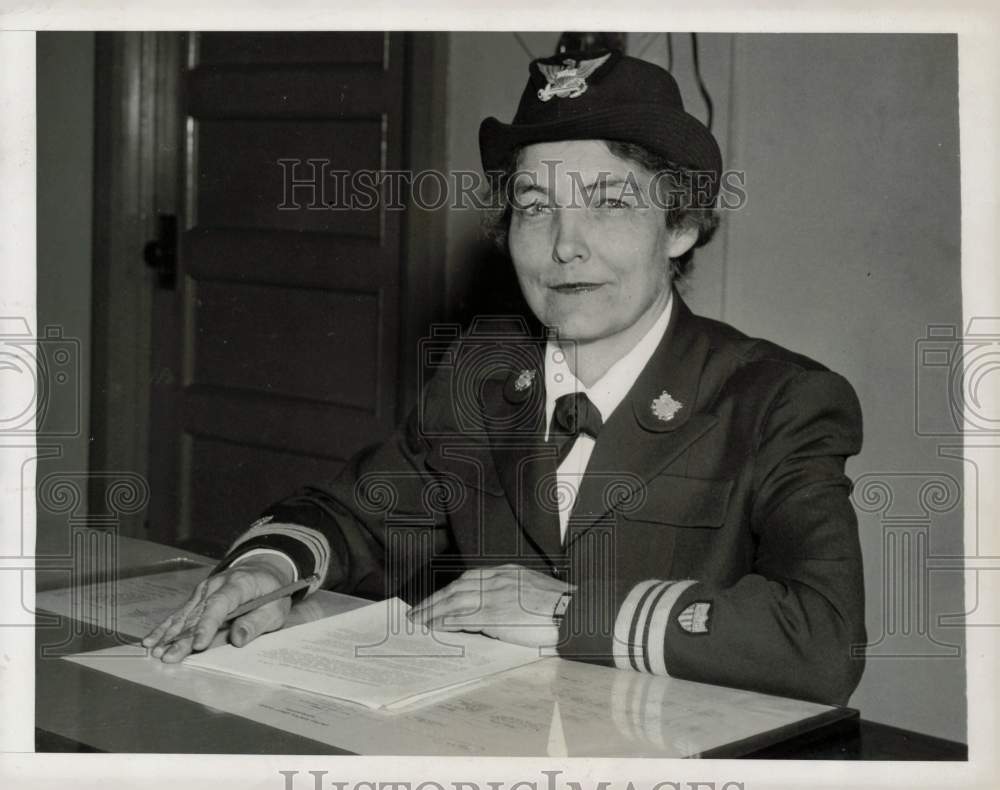 1942 Press Photo Lieutenant Commander Dorothy C. Stratton, U.S. Coast Guard- Historic Images