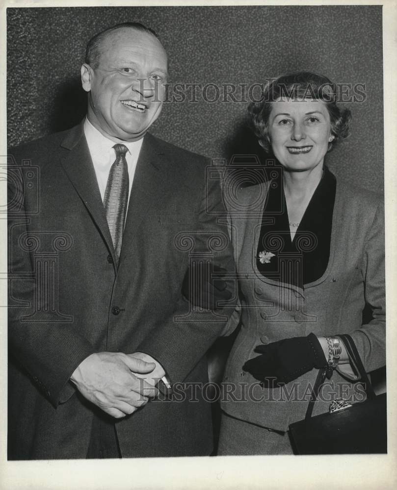 1958 Press Photo Senator and Mrs. William F. Knowland - kfa10105- Historic Images